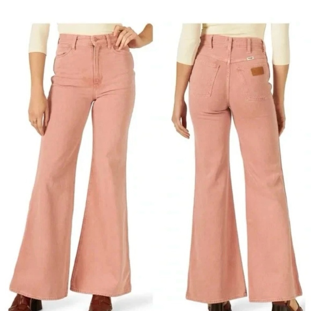 WRANGLER Wanderer Earth Rose Bellbottom Jeans 30